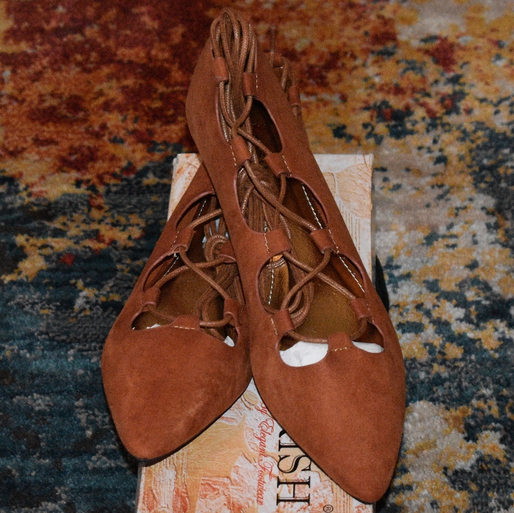 Cherish Flat by Elegant Footwear (NWT) (Size10)
